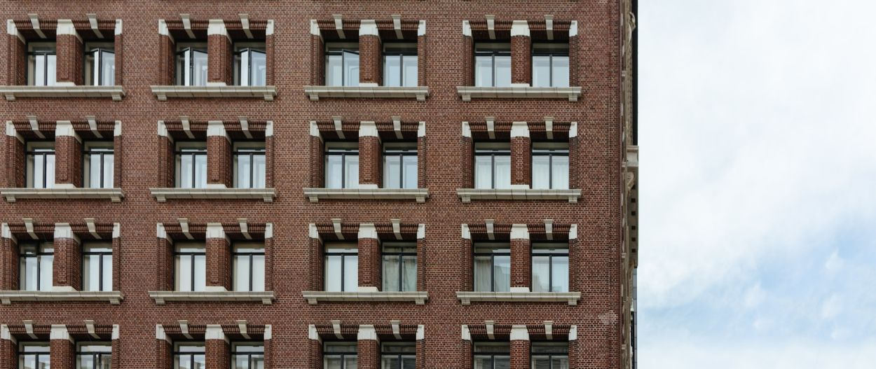 наш партнер, юкон инжиниринг, брик волл, brick wall, фасад, системы, вентилируемый, алюминий, сталь, монтаж, сотрудничество, партнертсво, подсистемы