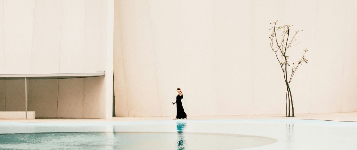 8 марта, женский, праздник, ценим, уважаем, красота, брик волл, фасад, облицовка, москва, 2024,